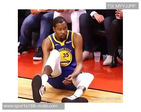 杜兰特称赞哈利伯顿为好兄弟并分享了关于跟腱的深入交流 杜兰特称赞哈利伯顿为好兄弟并分享了关于跟腱的深入交流